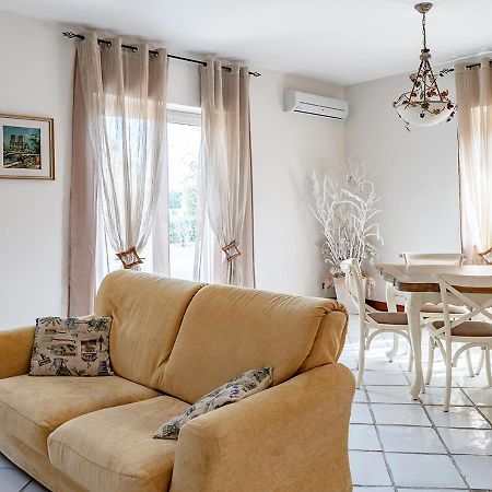 Villa Laura Cisterna di Latina Ngoại thất bức ảnh