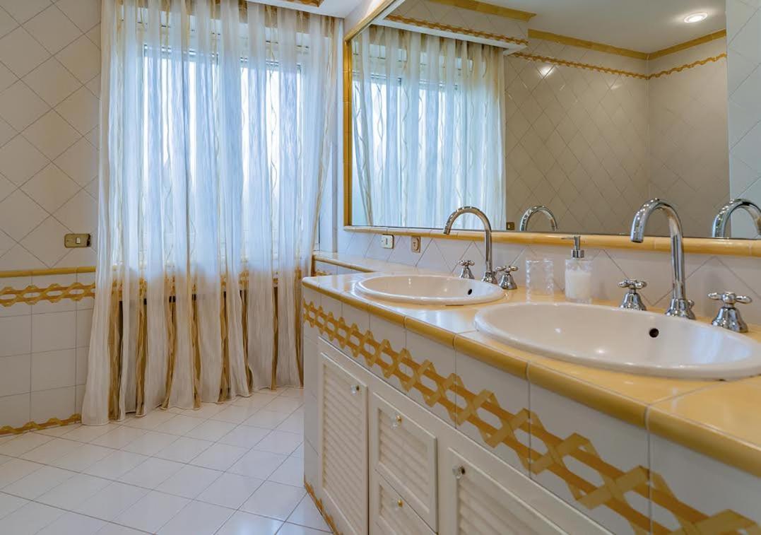 Villa Laura Cisterna di Latina Ngoại thất bức ảnh