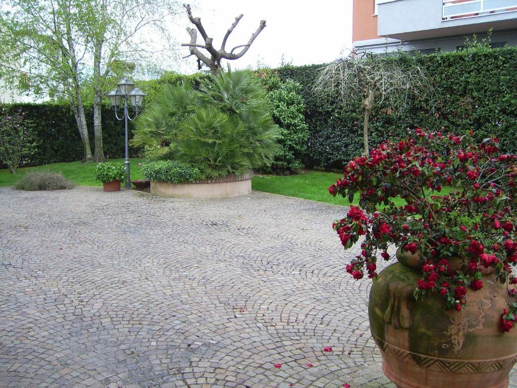 Villa Laura Cisterna di Latina Ngoại thất bức ảnh